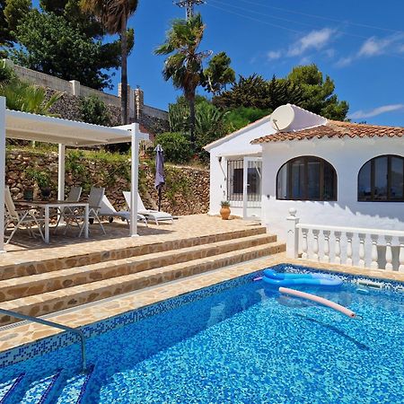 Neu Renovierte Villa Mit Privatem Pool Fusslaeufig Zum Meer بينيسا المظهر الخارجي الصورة
